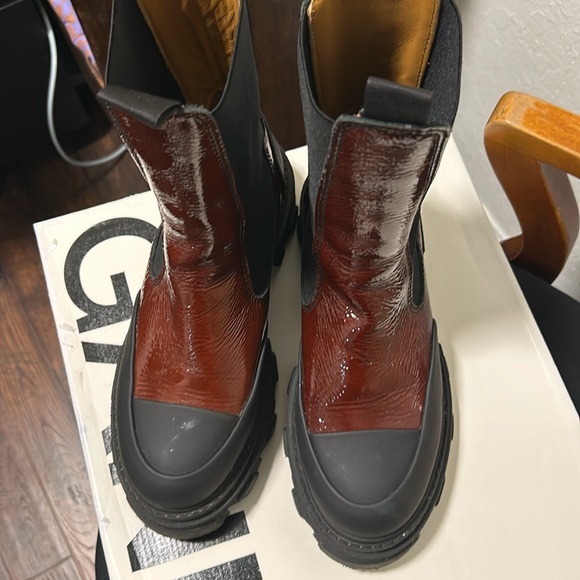 Ganni Patent Leather Cleated Chelsea Boot - Picture 3 of 7